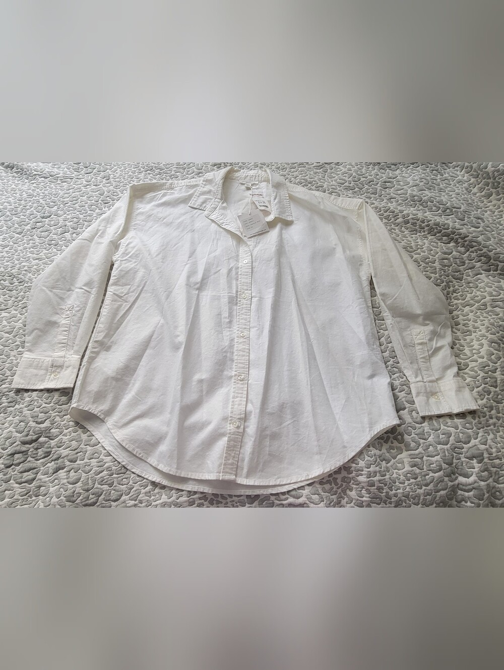 Women's White Long-Sleeve Button-Down Shirt